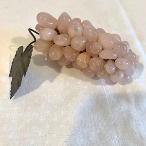 VINTAGE NATURAL ROSE QUARTZ STONE GRAPES cluster